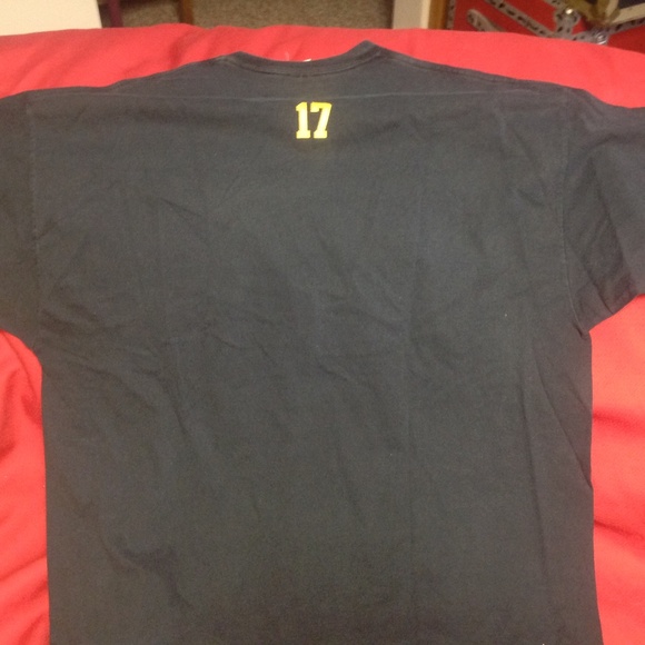 Milan Lucic tshirt - Picture 2 of 2